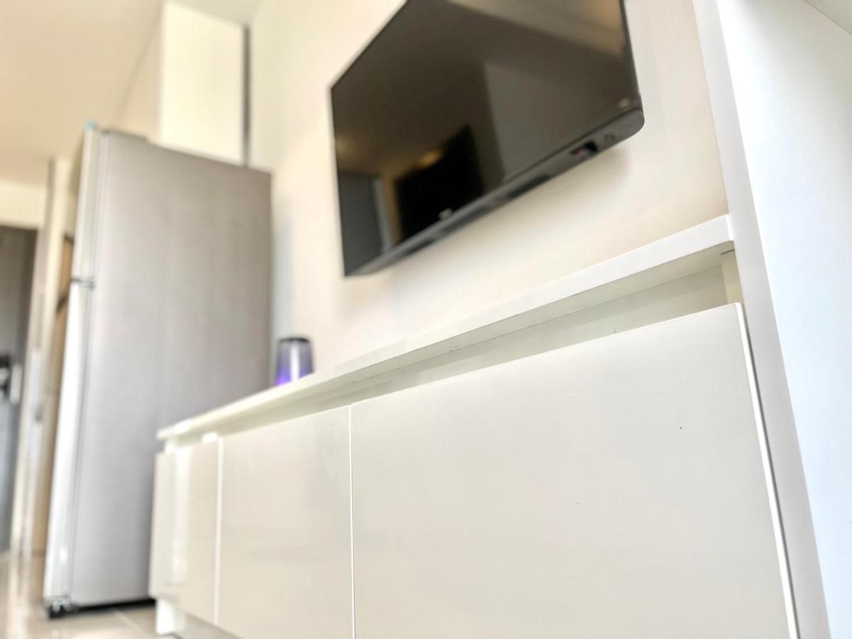 סיהאנוקוויל U Mall Apartments - 400M To Sokha Beach מראה חיצוני תמונה