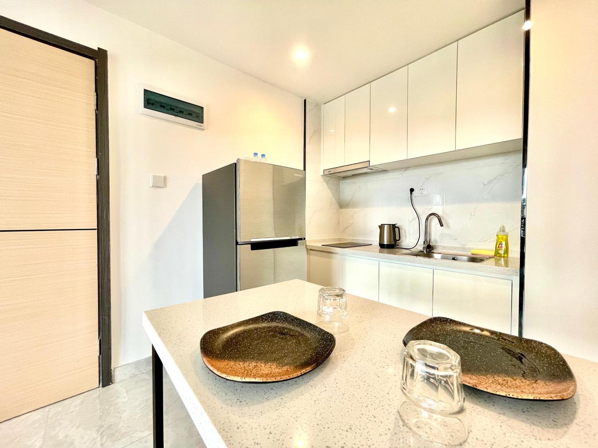 סיהאנוקוויל U Mall Apartments - 400M To Sokha Beach מראה חיצוני תמונה