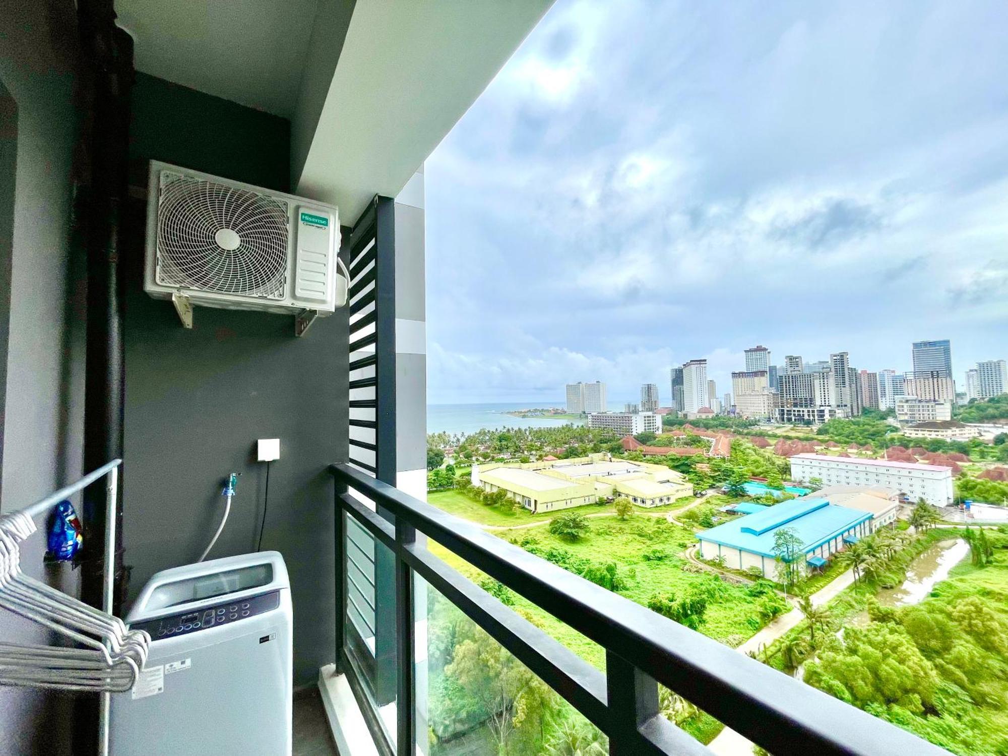 סיהאנוקוויל U Mall Apartments - 400M To Sokha Beach מראה חיצוני תמונה